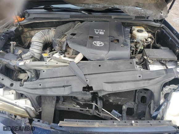 2004 Toyota 4Runner SR5 with VIN JTEZU14R048011433, listed as a Copart auction lot 85503194 with 210,429 mi miles and Salvage Title. Bid and sale history available at carsss.com. Image 14.