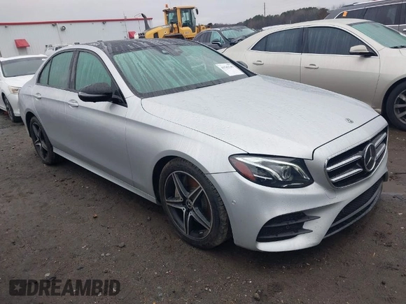 2020 Mercedes-Benz E-Class E 350 with VIN WDDZF8EB5LA733034, listed as a IAAI auction lot 41542745 with 25,324 mi miles. Bid and sale history available at carsss.com. Image 1.