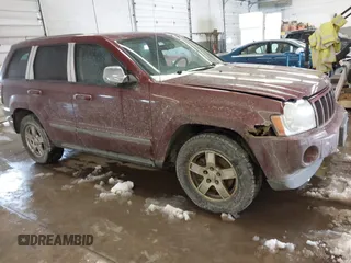 2007 Jeep Grand Cherokee Laredo with VIN 1J8GR48K17C583519, listed as a IAAI auction lot 41509027 with 132,992 mi miles. Bid and sale history available at carsss.com. Image 1.