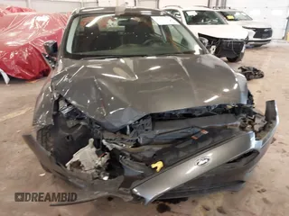 2015 Ford Focus SE with VIN 1FADP3F2XFL201554, listed as a IAAI auction lot 41817418 with 101,938 mi miles. Bid and sale history available at carsss.com. Image 6.