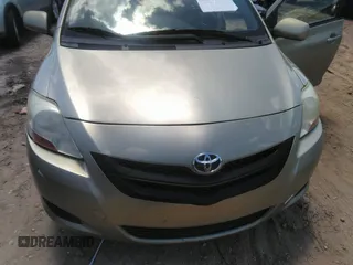 2008 Toyota Yaris with VIN JTDBT923X81259550, listed as a IAAI auction lot 42533846 with 206,670 mi miles and . Bid and sale history available at DreamBid. Image 6.