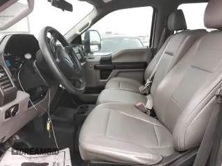 2019 Ford Super Duty F-250 SRW XL with VIN 1FT7W2B62KEC14911, listed as a IAAI auction lot 42146759 with 131,217 mi miles. Bid and sale history available at carsss.com. Image 1.