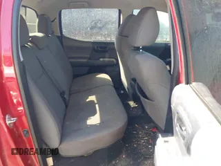 2018 Toyota Tacoma SR with VIN 5TFCZ5AN1JX154722, listed as a IAAI auction lot 41693606 with 123,916 mi miles. Bid and sale history available at carsss.com. Image 8.