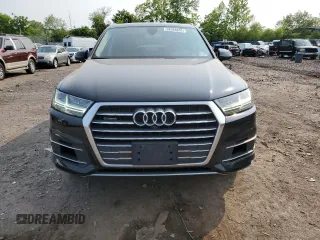 2017 Audi Q7 Prestige z VIN WA1VAAF79HD013051, wystawiony jako Copart lot #58594005 z przebiegiem 82 158 mil mil oraz Czysty tytuł • Clean title. Historia ofert i sprzedaży dostępna na DreamBid. Obrazek 5.