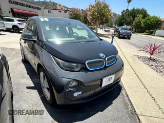 2014 BMW i3 with VIN WBY1Z4C51EV274633, listed as a Copart auction lot 64677185 with 61,664 mi miles and Clean title. Bid and sale history available at DreamBid. Image 1.