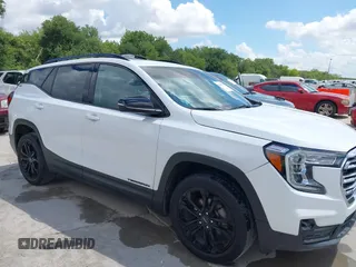 2022 GMC Terrain SLT with VIN 3GKALPEVXNL269968, listed as a IAAI auction lot 42600907 with 39,685 mi miles and . Bid and sale history available at DreamBid. Image 13.