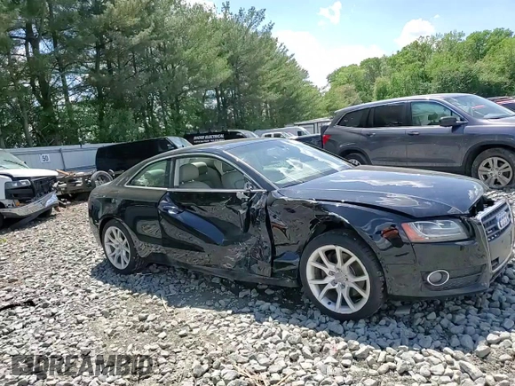 2012 Audi A5 Premium Plus z VIN WAURFAFR6CA001232, wystawiony jako Copart lot #56141765 z przebiegiem 128 433 mil mil oraz Szkoda całkowita • Salvage title. Historia ofert i sprzedaży dostępna na DreamBid. Obrazek 13.