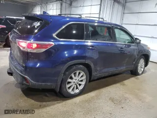 2015 Toyota Highlander LE with VIN 5TDBKRFH2FS085451, listed as a Copart auction lot 46867025 with 201,633 mi miles and Salvage Title. Bid and sale history available at carsss.com. Image 3.
