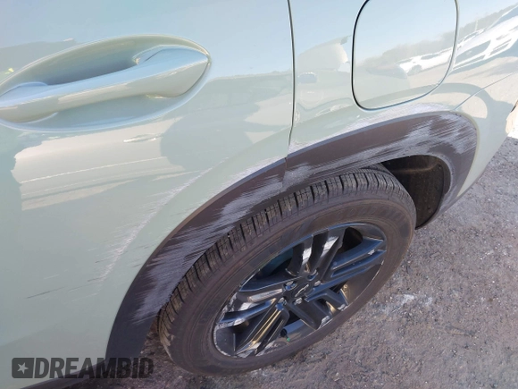 2025 Chevrolet Trax ACTIV with VIN KL77LKEP5SC107857, listed as a IAAI auction lot 41635293 with 5,924 mi miles and . Bid and sale history available at DreamBid. Image 17.