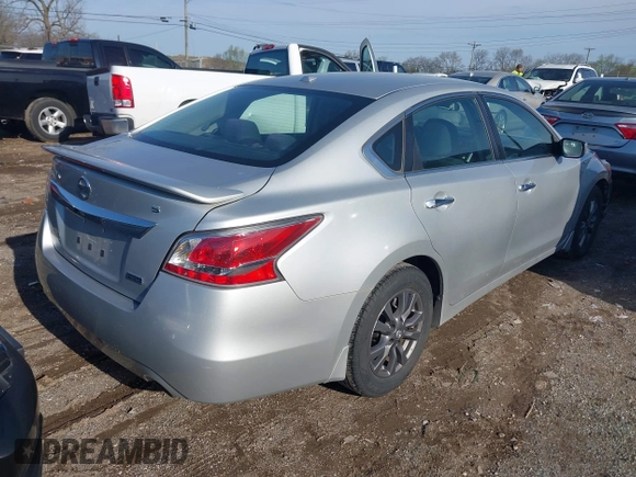 2015 Nissan Altima S with VIN 1N4AL3AP9FC467794, listed as a IAAI auction lot 41938612 with 131,099 mi miles and . Bid and sale history available at DreamBid. Image 4.