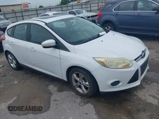 2014 Ford Focus SE z VIN 1FADP3K2XEL170956, wystawiony jako IAAI lot #42480166 z przebiegiem 237 977 mil mil oraz . Historia ofert i sprzedaży dostępna na DreamBid. Obrazek 1.