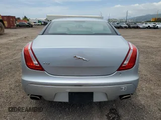 2011 Jaguar XJ with VIN SAJWA1CB9BLV05595, listed as a Copart auction lot 54947855 with 39,516 mi miles and Salvage title. Bid and sale history available at DreamBid. Image 6.