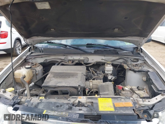 2012 Ford Escape XLT with VIN 1FMCU9DG1CKB76704, listed as a IAAI auction lot 41863525 with 176,104 mi miles and . Bid and sale history available at DreamBid. Image 10.