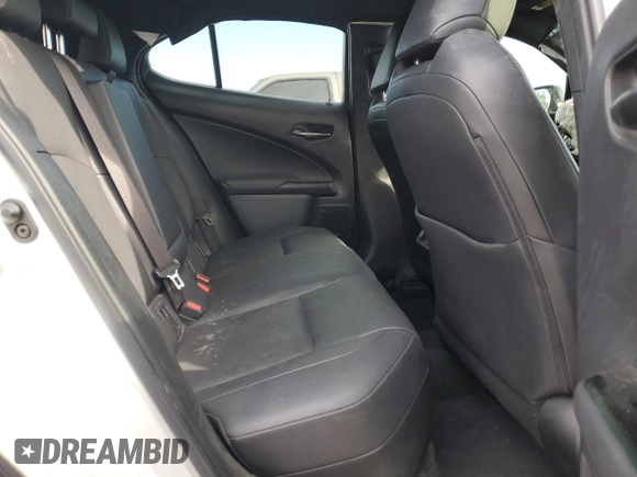 2019 Lexus UX 200 z VIN JTHY3JBH4K2014363, wystawiony jako Copart lot #79135754 z przebiegiem 92 751 mil mil oraz Szkoda całkowita • Salvage title. Historia ofert i sprzedaży dostępna na DreamBid. Obrazek 11.