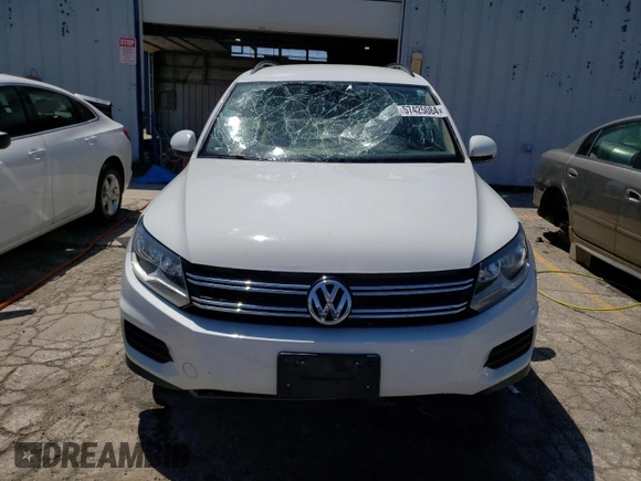 2016 Volkswagen Tiguan R-Line with VIN WVGBV7AX1GW593028, listed as a Copart auction lot 57425084 with Not Provided miles and Salvage Title. Bid and sale history available at DreamBid. Image 5.