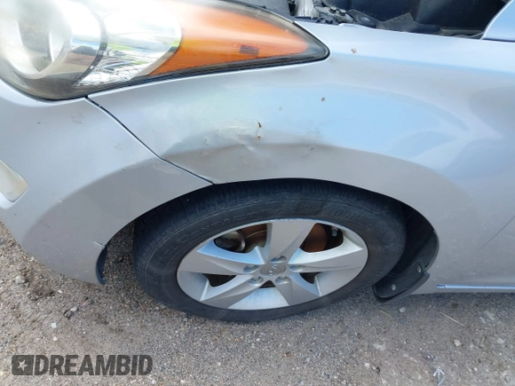 2013 Hyundai Elantra Limited with VIN 5NPDH4AE6DH392129, listed as a IAAI auction lot 42218163 with 185,124 mi miles and . Bid and sale history available at DreamBid. Image 12.