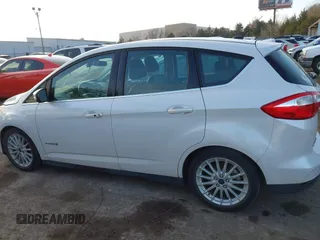 2016 Ford C-Max SEL with VIN 1FADP5BU3GL112896, listed as a IAAI auction lot 41108730 with 146,761 mi miles and . Bid and sale history available at DreamBid. Image 14.