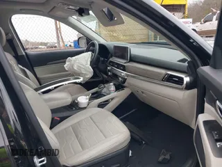 2020 Kia Telluride SX with VIN 5XYP5DHC5LG079332, listed as a IAAI auction lot 42080415 with 60,695 mi miles and . Bid and sale history available at carsss.com. Image 5.