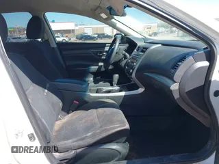 2015 Nissan Altima SL with VIN 1N4AL3AP9FN910658, listed as a IAAI auction lot 41839779 with 289,614 mi miles and . Bid and sale history available at DreamBid. Image 5.