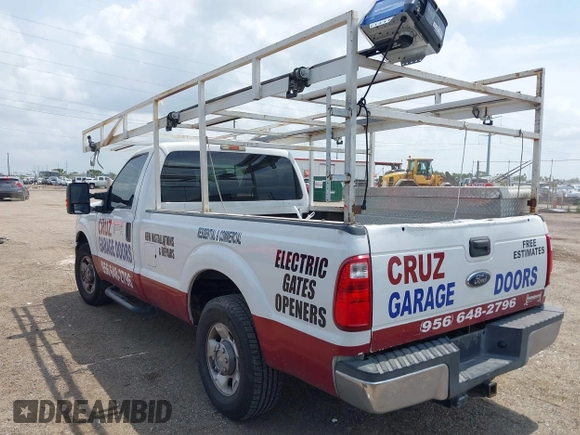 2012 Ford F-350 XL z VIN 1FTBF3A61CEB82648, wystawiony jako IAAI lot #42395064 z przebiegiem 266 558 mil mil oraz . Historia ofert i sprzedaży dostępna na DreamBid. Obrazek 3.