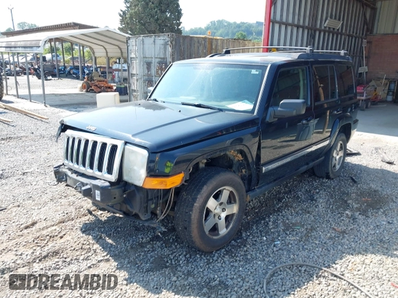 2010 Jeep Commander Sport z VIN 1J4RG4GK0AC157281, wystawiony jako IAAI lot #42581215 z przebiegiem 202 014 mil mil oraz . Historia ofert i sprzedaży dostępna na DreamBid. Obrazek 18.