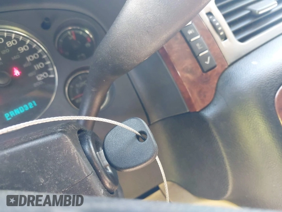 2007 Chevrolet Tahoe LT with VIN 1GNFK13057R278556, listed as a IAAI auction lot 42704704 with 314,650 mi miles and . Bid and sale history available at DreamBid. Image 11.