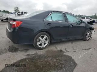 2013 Toyota Camry L with VIN 4T1BF1FK7DU696226, listed as a Copart auction lot 54060475 with 232,591 mi miles and Salvage Title. Bid and sale history available at DreamBid. Image 3.