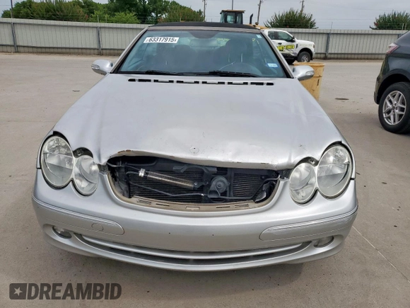 2005 Mercedes-Benz CLK 500 z VIN WDBTK75G75T041381, wystawiony jako Copart lot #63317915 z przebiegiem 85 750 mil mil oraz Szkoda całkowita • Salvage title. Historia ofert i sprzedaży dostępna na DreamBid. Obrazek 5.