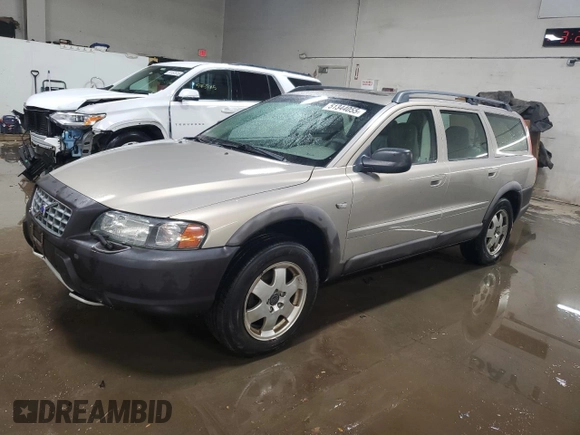 2002 Volvo V70 with VIN YV1SZ58D721069956, listed as a Copart auction lot 51344055 with 158,449 mi miles and Salvage Title. Bid and sale history available at carsss.com. Image 1.