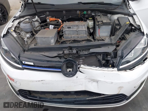 2017 Volkswagen Golf SE с VIN WVWKR7AU8HW953556, выставлен на аукционе IAAI как лот 42201220 с пробегом 74 711 миль миль и . История ставок и продаж доступна на DreamBid. Изображение 19.