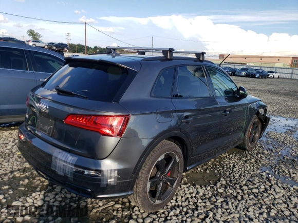 2020 Audi SQ5 Prestige with VIN WA1C4AFY5L2122408, listed as a Copart auction lot 67008573 with 32,328 mi miles. Bid and sale history available at carsss.com. Image 3.