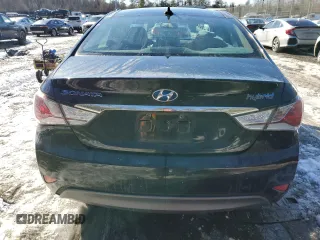 2012 Hyundai Sonata Hybrid with VIN KMHEC4A44CA057592, listed as a Copart auction lot 85784944 with 110,520 mi miles and Salvage Title. Bid and sale history available at DreamBid. Image 6.