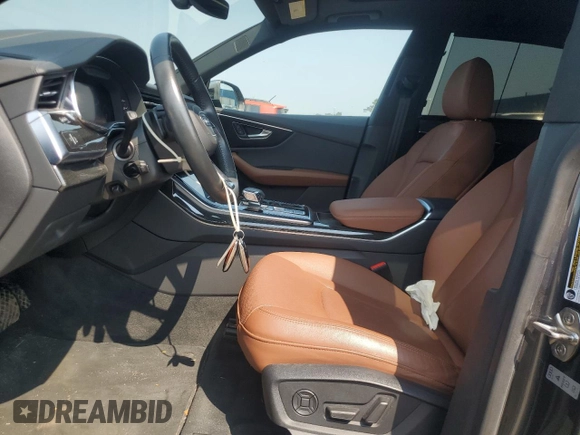2020 Audi Q8 Prestige with VIN WA1FVAF18LD022451, listed as a Copart auction lot 64125825 with 33,237 mi miles and Clean title. Bid and sale history available at DreamBid. Image 7.