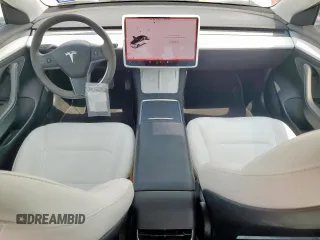 2021 Tesla Model 3 Long Range z VIN 5YJ3E1EB1MF049049, wystawiony jako Copart lot #58432885 z przebiegiem 22 185 mil mil oraz Szkoda całkowita • Salvage title. Historia ofert i sprzedaży dostępna na DreamBid. Obrazek 8.