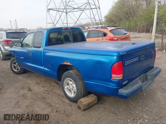 2000 Dodge Dakota with VIN 1B7GL22X8YS774590, listed as a IAAI auction lot 42027035 with 93,092 mi miles and . Bid and sale history available at DreamBid. Image 3.