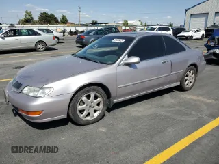 1998 Acura CL Premium z VIN 19UYA2254WL005635, wystawiony jako Copart lot #59755425 z przebiegiem 170 798 mil mil oraz Szkoda całkowita • Salvage title. Historia ofert i sprzedaży dostępna na DreamBid. Obrazek 1.