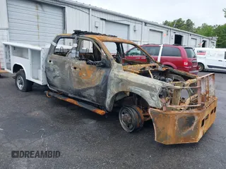 2022 Ram 2500 Tradesman z VIN 3C6UR5HJ4NG232449, wystawiony jako IAAI lot #42052338 z przebiegiem 110 341 mil mil oraz . Historia ofert i sprzedaży dostępna na DreamBid. Obrazek 1.
