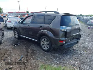 2010 Mitsubishi Outlander SE with VIN JA4AS3AW0AZ002972, listed as a IAAI auction lot 42220473 with 225,584 mi miles and . Bid and sale history available at DreamBid. Image 3.
