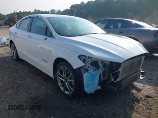 2019 Ford Fusion Titanium with VIN 3FA6P0RUXKR106024, listed as a IAAI auction lot 42545911 with 117,088 mi miles and . Bid and sale history available at DreamBid. Image 1.