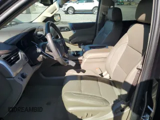 2017 GMC Yukon XL SLT z VIN 1GKS1GKC0HR329962, wystawiony jako Copart lot #51134115 z przebiegiem 69 556 mil mil oraz Szkoda całkowita • Salvage title. Historia ofert i sprzedaży dostępna na DreamBid. Obrazek 7.