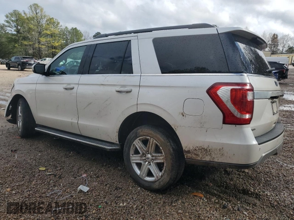 2019 Ford Expedition XLT with VIN 1FMJU1HT7KEA71047, listed as a Copart auction lot 47648145 with 125,601 mi miles and Salvage Title. Bid and sale history available at carsss.com. Image 2.