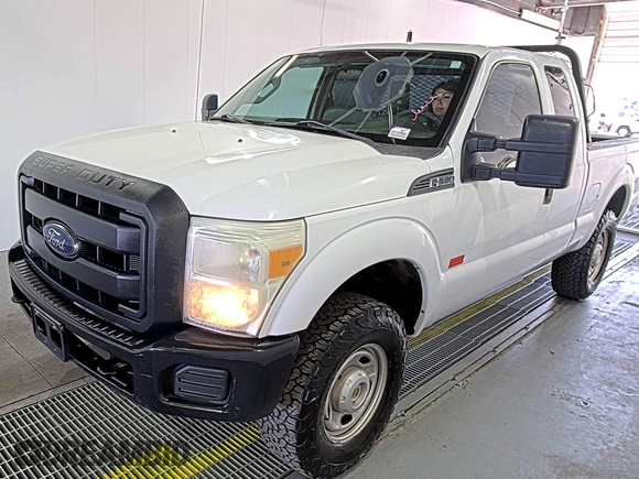2013 Ford F-250 XL with VIN 1FT7X2B65DEB05150, listed as a IAAI auction lot 42832842 with 271,344 mi miles and . Bid and sale history available at DreamBid. Image 7.