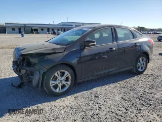 2013 Ford Focus SE with VIN 1FADP3F2XDL330830, listed as a Copart auction lot 50718565 with 173,388 mi miles and Salvage Title. Bid and sale history available at carsss.com. Image 1.