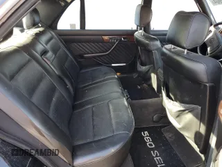 1991 Mercedes-Benz 560 with VIN WDBCA39E4MA583150, listed as a Copart auction lot 84738904 with 183,695 mi miles and Clean Title. Bid and sale history available at DreamBid. Image 10.