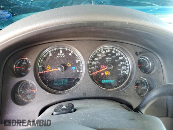 2007 Chevrolet Suburban LT with VIN 1GNFK16397J218901, listed as a Copart auction lot 55695095 with 301,359 mi miles and Non Repairable. Bid and sale history available at DreamBid. Image 9.