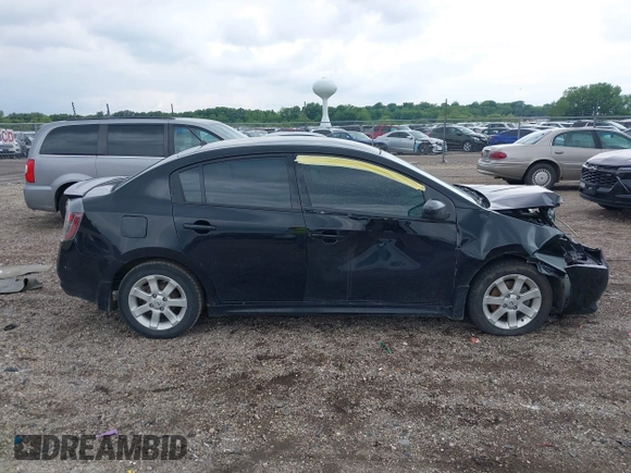 2012 Nissan Sentra 2.0 z VIN 3N1AB6AP0CL646873, wystawiony jako IAAI lot #42375751 z przebiegiem 142 415 mil mil oraz . Historia ofert i sprzedaży dostępna na DreamBid. Obrazek 14.