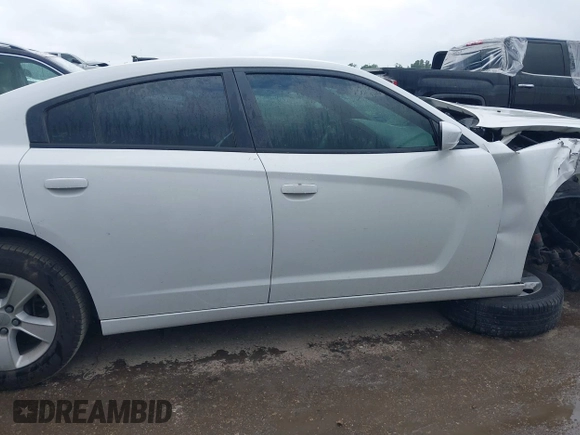 2013 Dodge Charger SE z VIN 2C3CDXBG0DH531483, wystawiony jako IAAI lot #42131266 z przebiegiem Nie podano mil oraz . Historia ofert i sprzedaży dostępna na DreamBid. Obrazek 13.