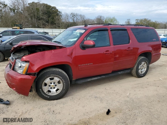 2013 Chevrolet Suburban LT with VIN 1GNSKJE76DR336422, listed as a Copart auction lot 47453575 with 139,399 mi miles and Salvage Title. Bid and sale history available at carsss.com. Image 1.