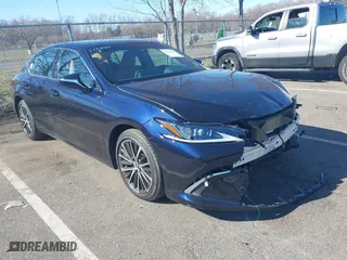 2024 Lexus ES with VIN 58ADZ1B16RU170845, listed as a IAAI auction lot 41897165 with 11,704 mi miles. Bid and sale history available at carsss.com. Image 1.