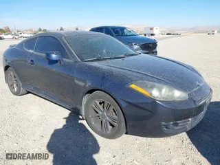 2008 Hyundai Tiburon GS with VIN KMHHM66D68U279989, listed as a IAAI auction lot 41605072 with 181,870 mi miles. Bid and sale history available at carsss.com. Image 1.